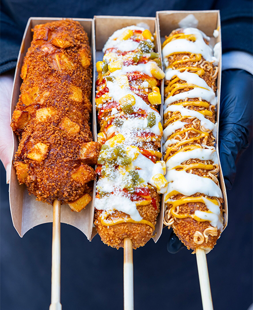 Kingcorn-Corndogs-Essen